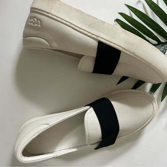 UGG Reverse Monogram Frontrow Sneakers women’s size 12 - Picture 5 of 6